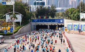 【渣打香港馬拉松周日開跑】 周末起多處實施臨時封路安排 田總：對硬闖賽道人士有應對措施