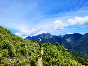 【翻越雪山山脈(中)】那山。那谷。那人