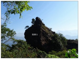 獵鷹尖一線天步道