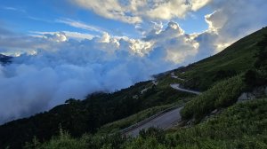 【合歡山主峰】夜登一次美麗意外邂逅，夕陽雲海、攝影師最愛的路線~絕美景色拍不完
