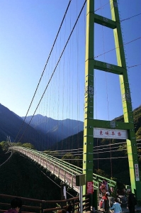 【台灣趴趴走】十大絕美吊橋