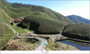 很好滑的，聖母登山步道