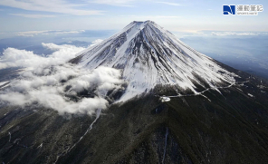 【話題】攀富士山加價  山梨縣考慮提高登山費