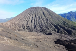 【印尼】Mount Batok