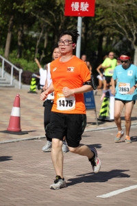 10KM Part 2 (30m before Finish line)