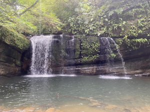 【2025 微笑山線｜望古瀑布＋嶺腳寮山段體驗心得】