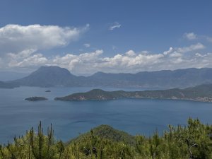 神秘女兒國瀘沽湖與麗江古城