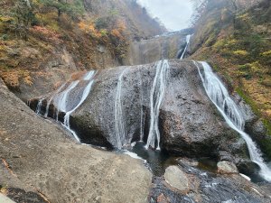 20251125登月居山遊袋田瀑布順遊舊上岡小學校