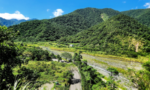 漫遊宜蘭泰雅部落，古魯林道，大元派出所，寒溪吊橋，寒溪神社遺址，天主堂