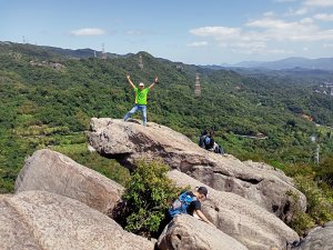 翠山步道→小溪頭環狀步道→大崙頭尾山→論劍山→剪刀石山→金面山