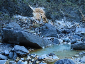 寶來溪野溪溫泉～十三坑溫泉→戶比屋山→十三坑溫泉