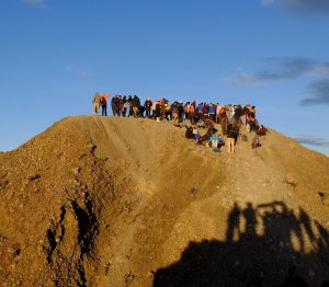 林賈尼火山之旅