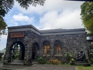 六窟，草山行館，紫明溪步道三瀑O形走（白絲瀑布，大屯瀑布，小隱潭瀑布）