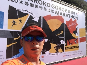 看看李士勳的個人專頁