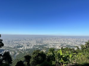 一日台中6座小百岳-「暗影山、頭嵙山、南觀音山、三汀山、聚興山、鐵砧山」