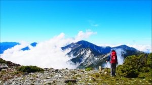 台東．嘉明湖(3)★高山失眠，仰望伸延往天的山路