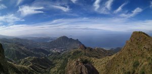 燦光寮山、半屏山