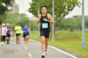 看看許文立的個人專頁