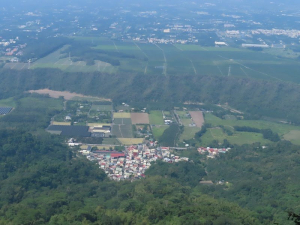 笠頂山Ｏ型 & 涼山瀑布