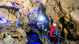 地心年輪之飛驒大鐘乳石洞