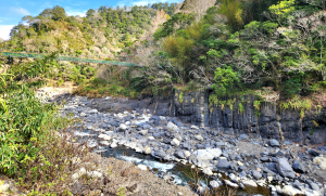 黃劫步道，宇老觀景台，秀巒控溪吊橋風光
