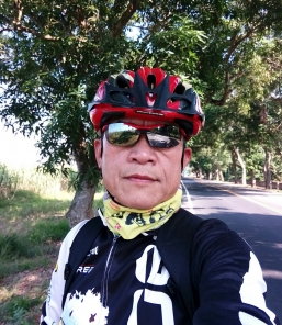 看看白鴿的個人專頁