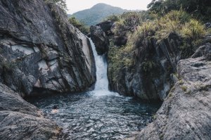 無人深山中過兩天 🍃 健行溯溪瀑布跳水、合流溪、南澳南溪