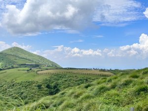 陽明山夢幻湖+擎天崗+絹絲瀑布步道