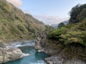 尋訪歷史的軌跡-秀巒軍艦岩登芝生毛台山與虎禮山