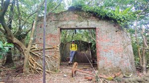 清幽的古道與舊日採礦遺址巡禮瑞芳蛇形子古道登烏塗窟山與獅子嘴奇岩O形