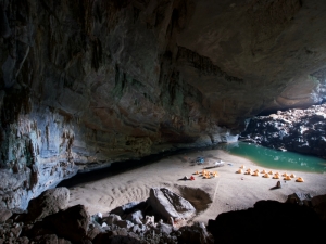 世界第三大洞穴 越南恆恩洞 夜營實記