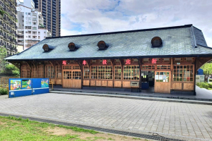 昭和年代的台北，好美，圓山水神社，北投真言宗石窟建築群（弘法大師岩，台灣幸福石），丹鳳山，舊北投日式火車站