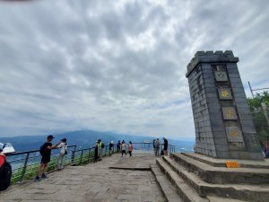 觀音山越嶺（牛寮埔步道上硬漢嶺，風櫃斗湖步道下遊客中心）