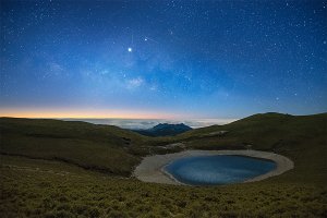 跟著莫名去旅行：你所未見的嘉明湖