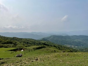 [小百岳]No.082灣坑頭山(草嶺古道)。搭火車去爬山