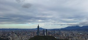 【貓貓自創路線】四獸山+南港山+九五峰+永春坡公園完成!