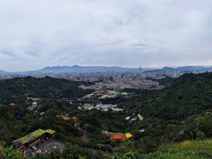 新北中和 圓通寺烘爐地登山步道；台灣小百岳：南勢角山