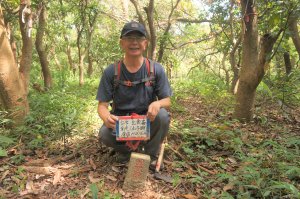 新週早上探勘乞食崙、路厝等基石