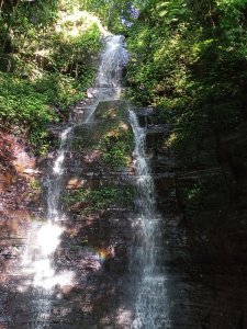 【山系野遊】秀峰瀑布、龍船洞步道【小百岳集起來】汐止大尖山 