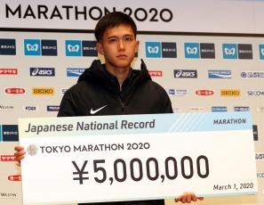 【東京馬2020】後記 - 大迫傑兩度嬴取 1 億日元破紀錄獎金