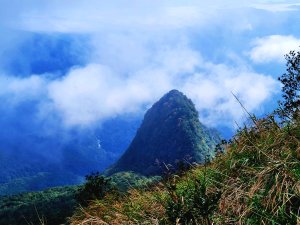 【巫山觀雲】插天山系天宮堡壘