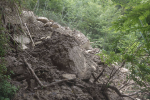 【步道資訊】霞喀羅步道21.6K土石崩落 養老端至白石吊橋區間封閉