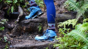 SALOMON X ULTRA 4中筒登山鞋評測 穿上“藍色小精靈”完登西巒大山險惡地形！