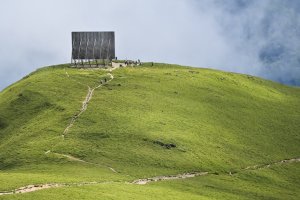 爬不膩的 合歡北峰