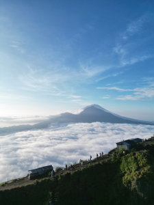 巴杜爾火山日出健行 - Columbia裝備實測