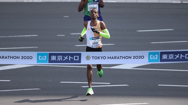 【人物動態】Mo Farah 挑戰一小時紀錄及他英國半程馬拉松紀錄