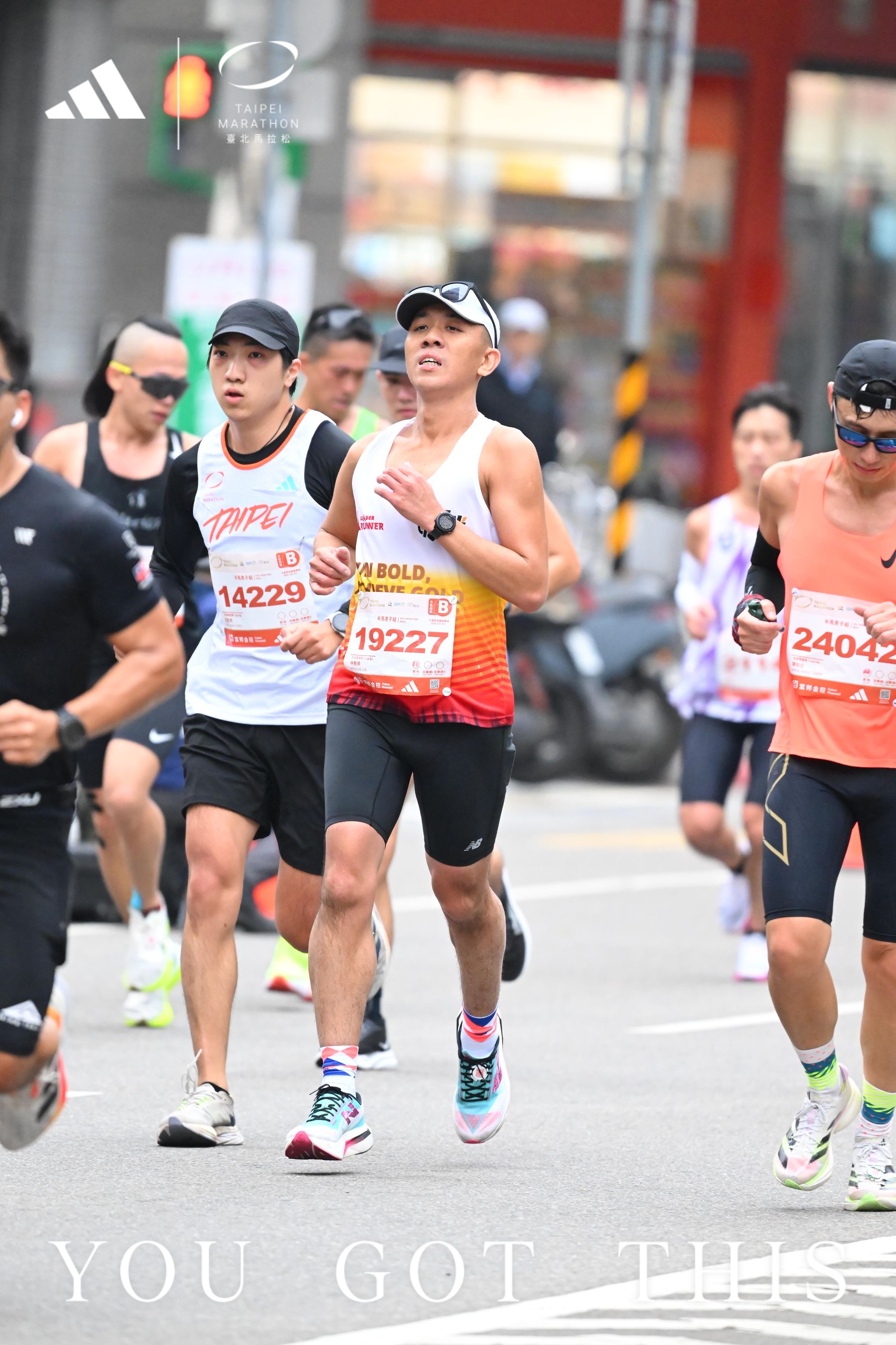 【話題】「100分的人變多了！」台北馬拉松半馬成績趨勢分析：六年數據見證跑者的進步