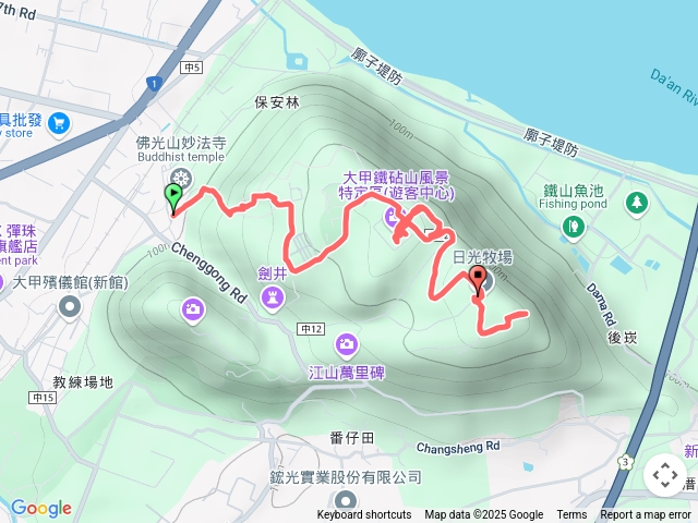 鐵砧山三角點探險