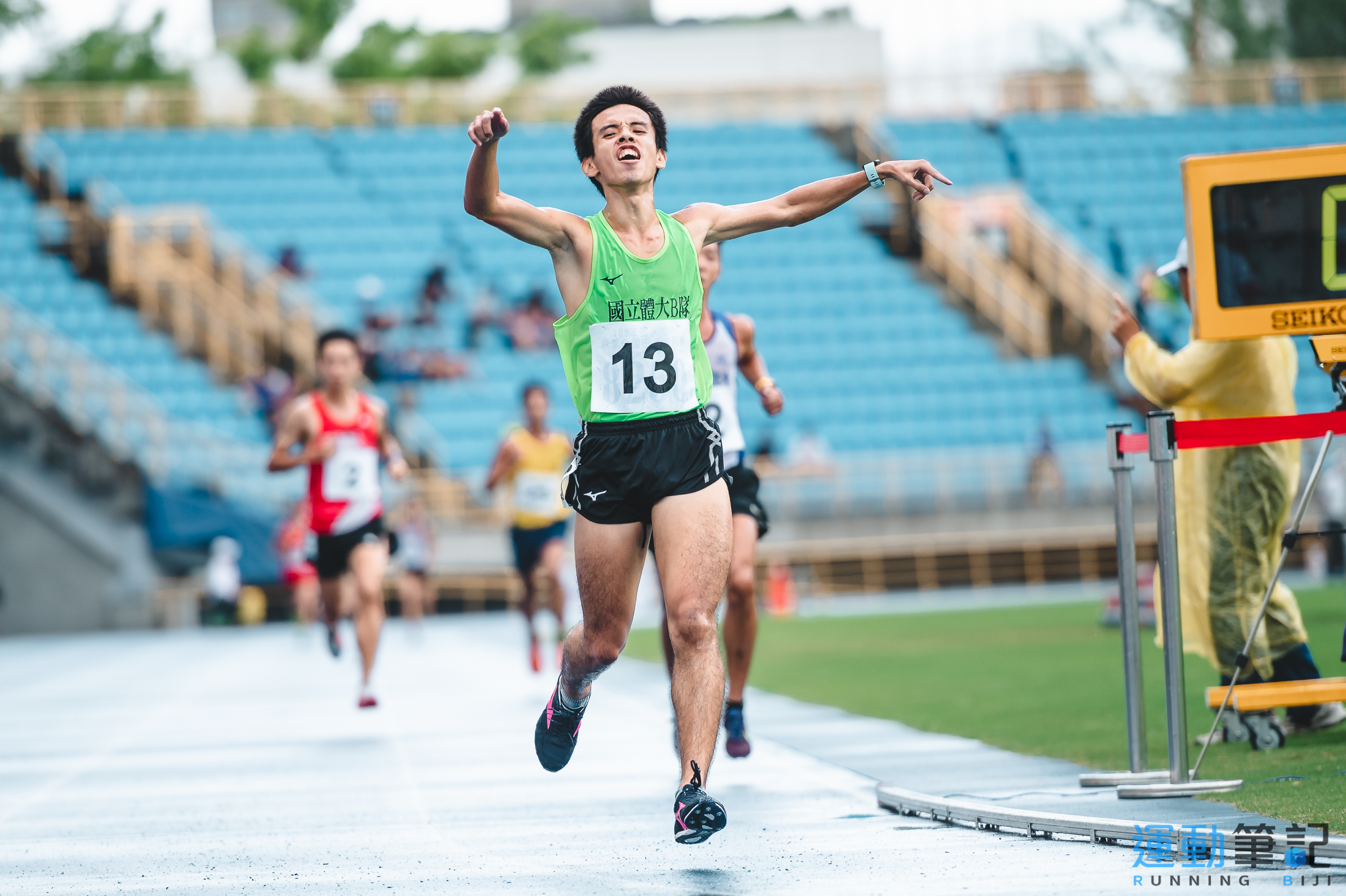 【秋季盃】 簡子傑史上首位十五分台國中生 謝千鶴五千獨跑破大會
