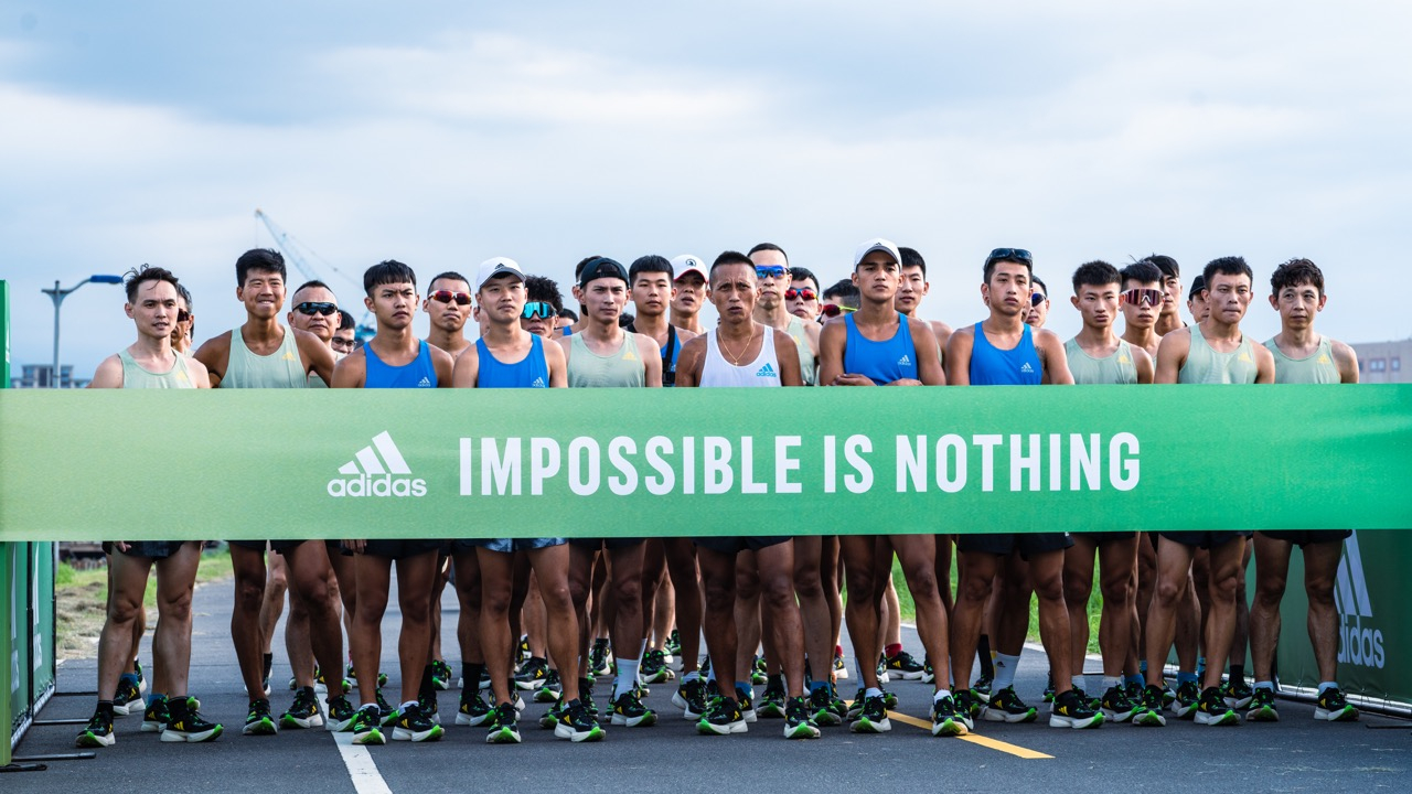 【品牌動態】adizero 5k bey
